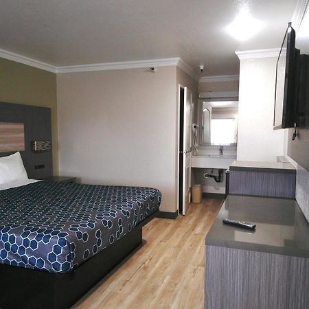 Americas Best Value Inn-Риальто Экстерьер фото