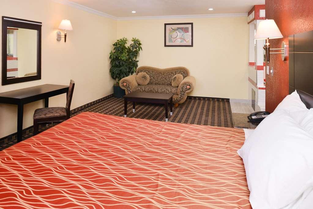 Americas Best Value Inn-Риальто Номер фото