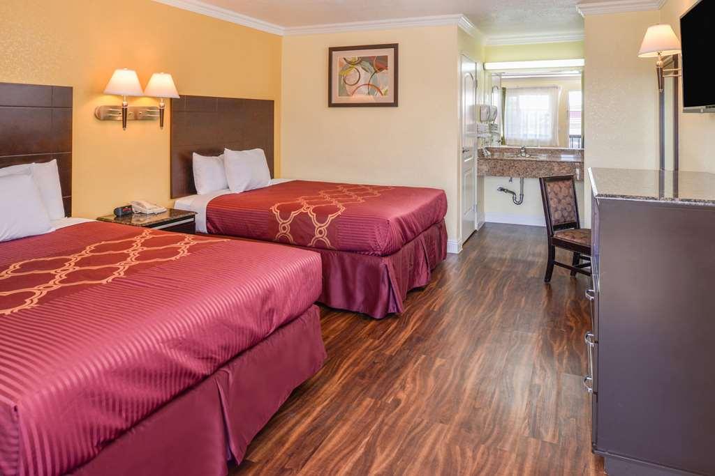 Americas Best Value Inn-Риальто Номер фото
